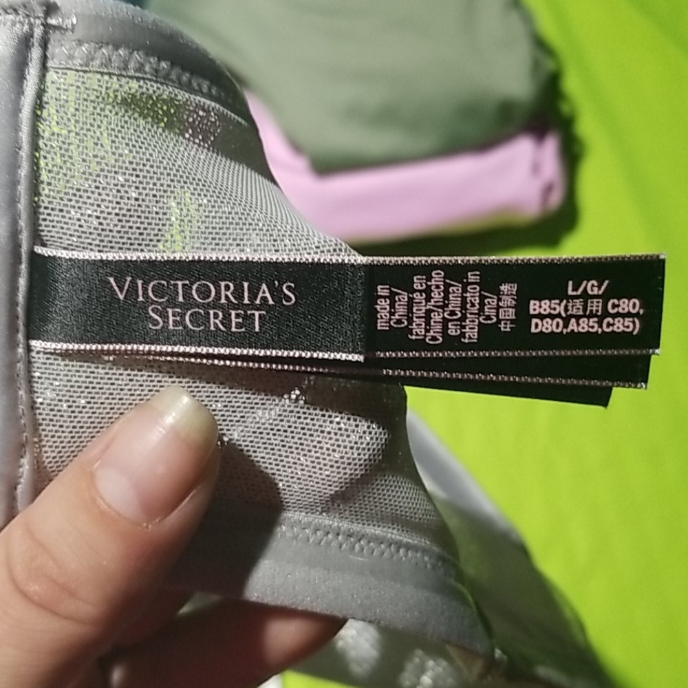 Bra - Picture 3 of 3